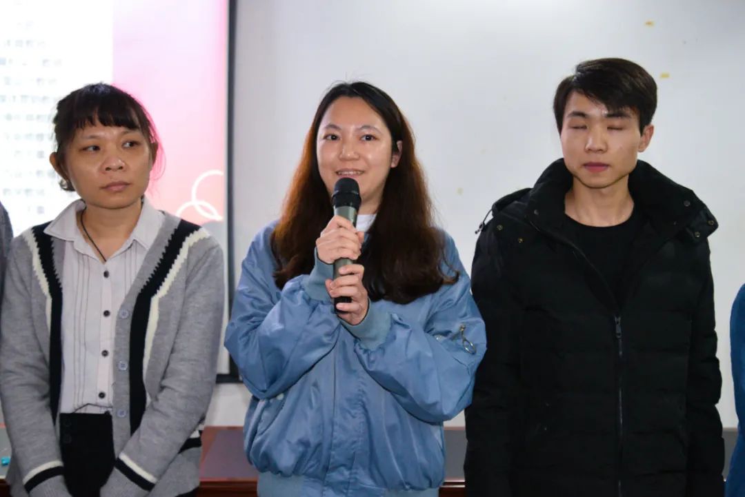 pexels-fauxels-3184418 (1).jpg 圖片